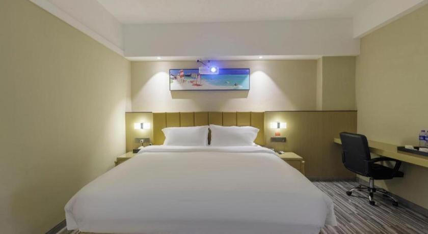Jingtu Hotel Zhanjiang Dingsheng Plaza Store Exterior foto